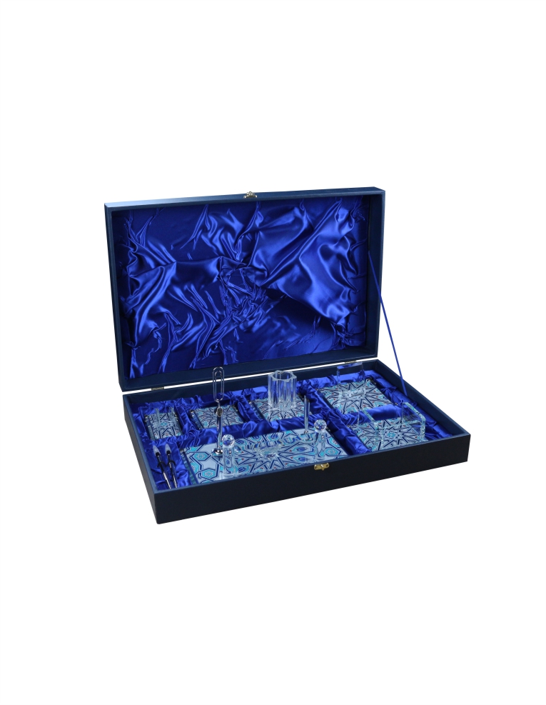 Rize Kristal Masa İsimliği 5005